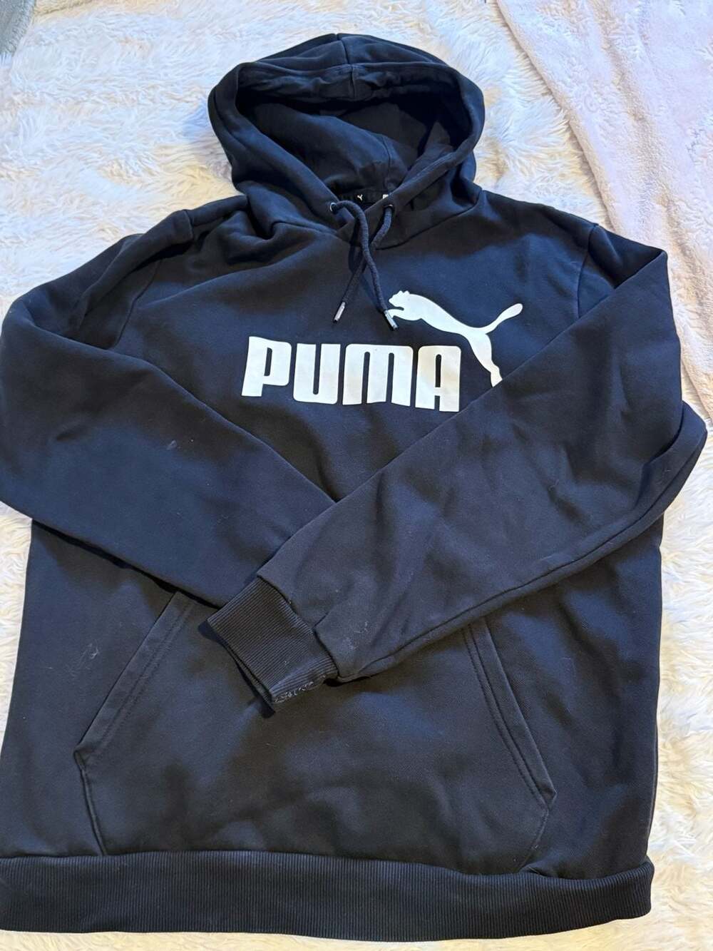 PUMA No 1 Logo Hoodie Mens size small no size tag